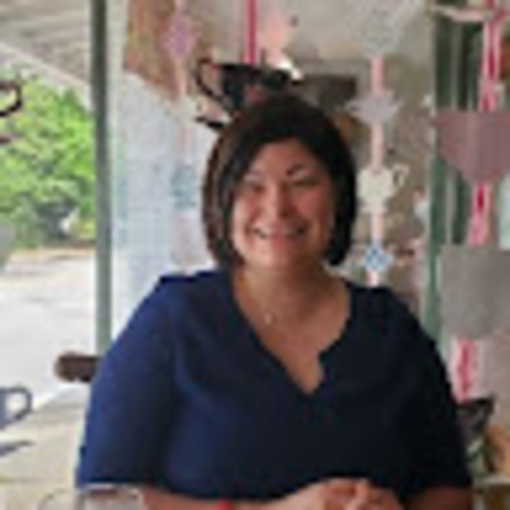 Meet your Posher, Julia